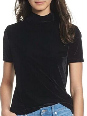 Madewell Velvet Mock Neck Tee Short Sleeve Black Whimsigoth Witchy Minimalist L